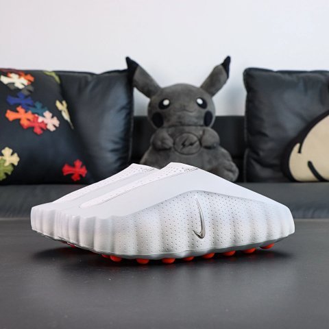 WM Massage Shoe Collection