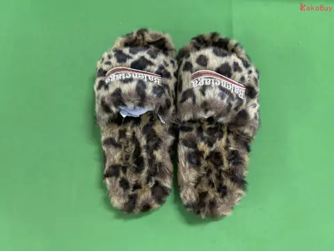 Embroidered Shearling Platform Slides -4