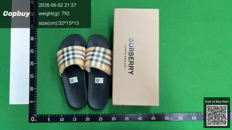 Striped Fashion Slides -3