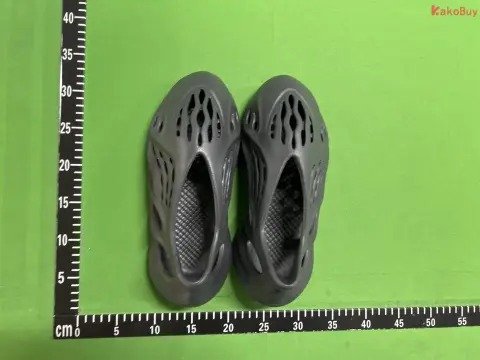 Lightweight Foam Clog Sandals -5