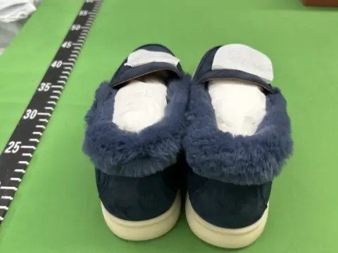 Fleece-Lined Leather Loafers -6