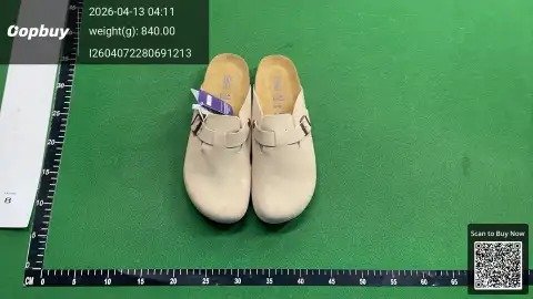 Leather Closed-Toe Couple Clogs -4
