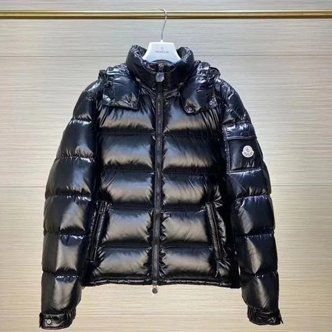 Classic Black Hooded Winter Co