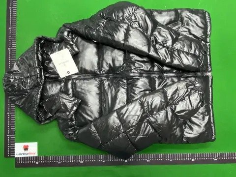 Classic Black Hooded Winter Coat -2