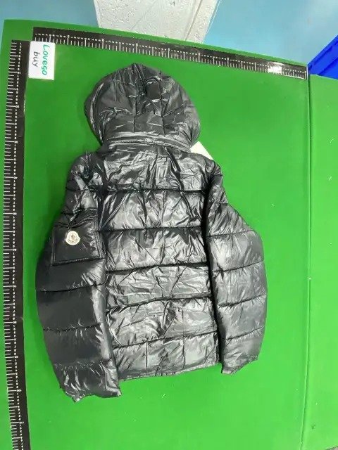 Classic Black Hooded Winter Coat -5