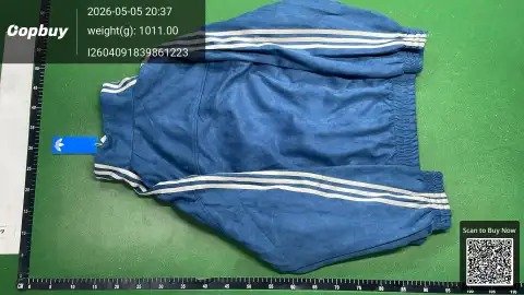 Relaxed Chinese-Style Track Jacket -3