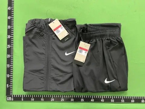 Lightweight Hooded Training Jacket -2