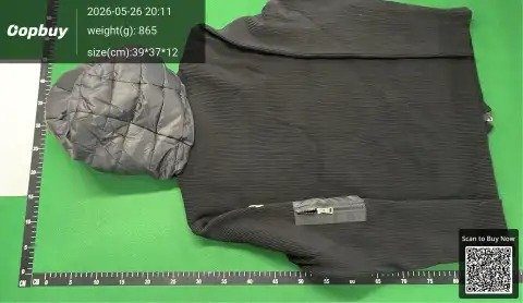 Knit Panel Stand-Collar Down Jacket -3