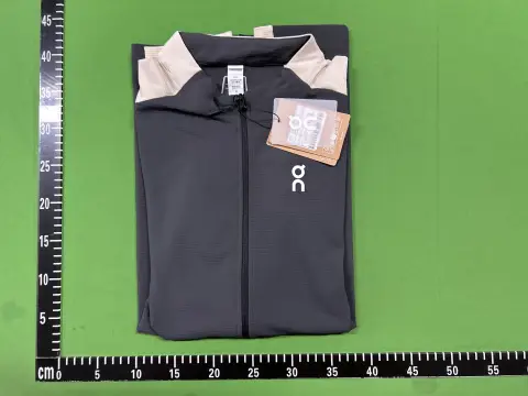 On Colorblock Commuter Zip Jacket -3