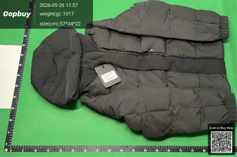 Unisex Embossed Letter Puffer Jacket -3