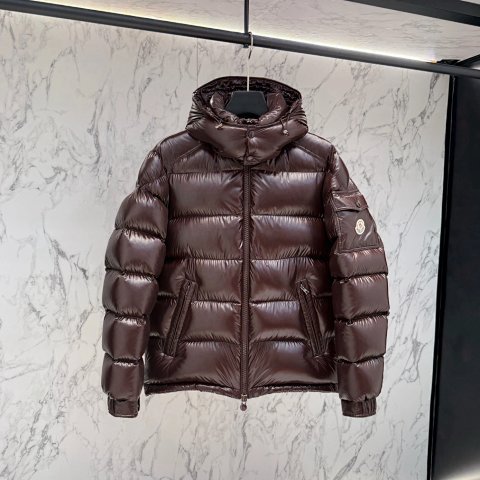 Warm Hooded Puffer Jacket