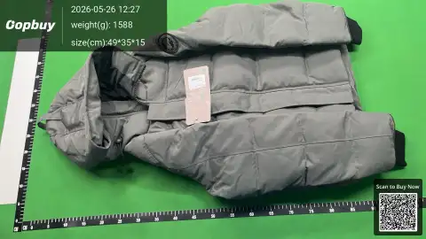 Classic Hooded Puffer Jacket -5
