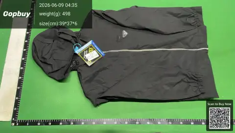 HD001 Classic Hooded Jacket -2