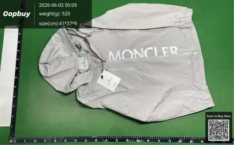 Hooded Outdoor Windbreaker -2