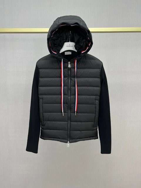 M Knit-Panel Puffer Jacket
