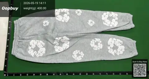 Floral Embroidered Pullover Hoodie -4