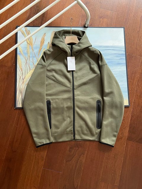 Breathable Hooded Zip Jacket 9