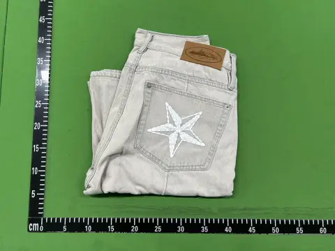 Contrast Stitch Denim Jeans -3