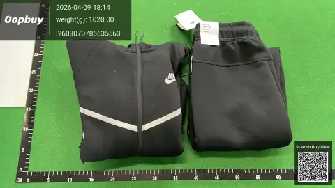 Sports Hooded Zip Jacket Set -4