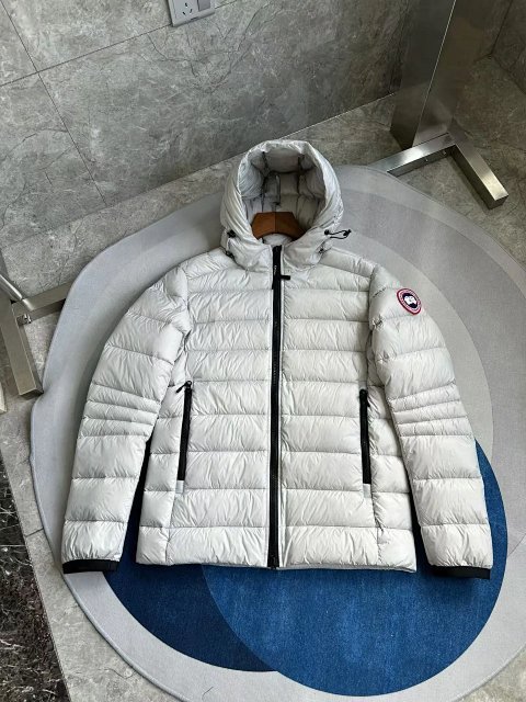 Crofton Lightweight Unisex Dow
