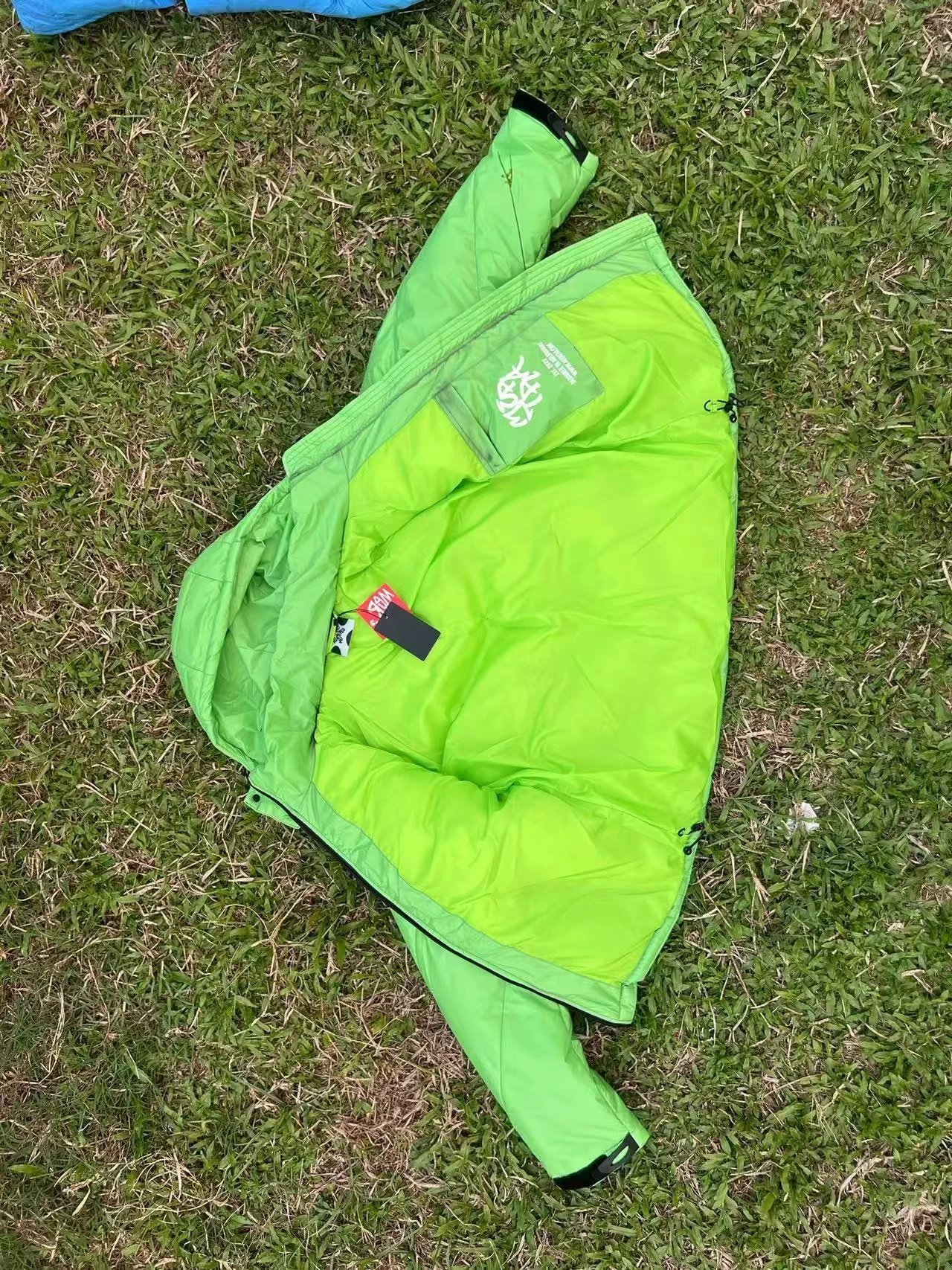 Heat-Sensitive Color-Changing Down Jacket -2