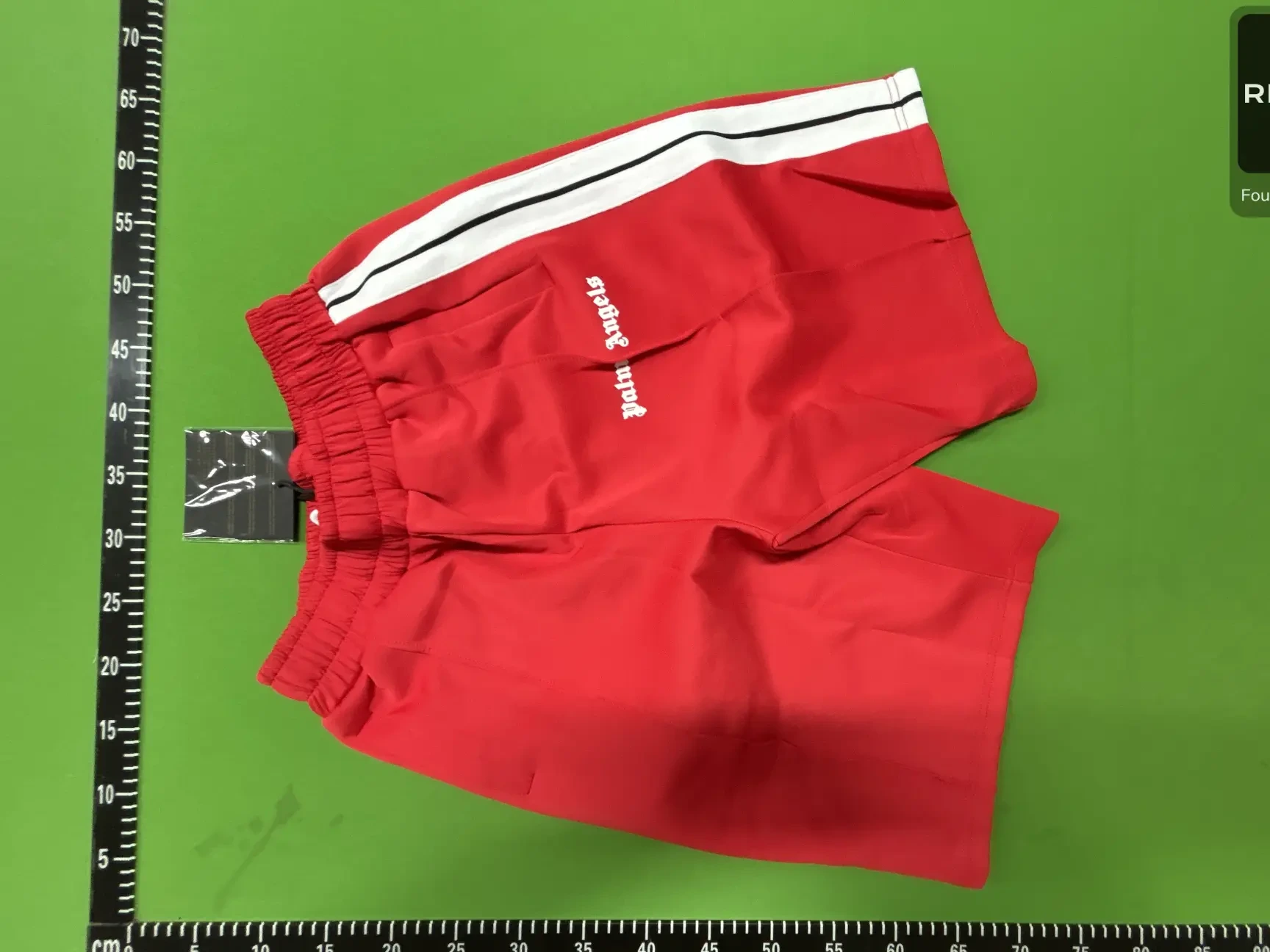 Contrast Logo Sweat Shorts -2