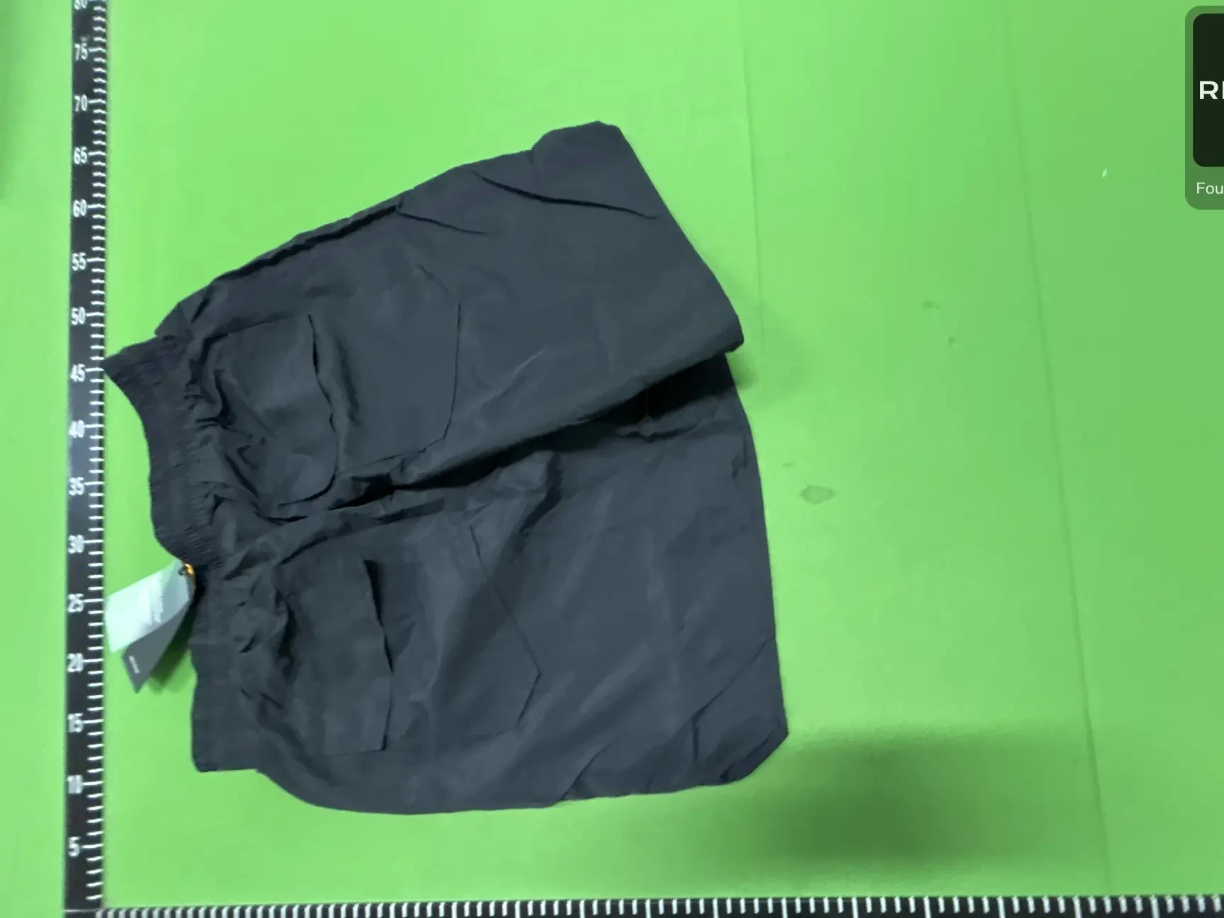 Contrast-Trim Casual Shorts -2