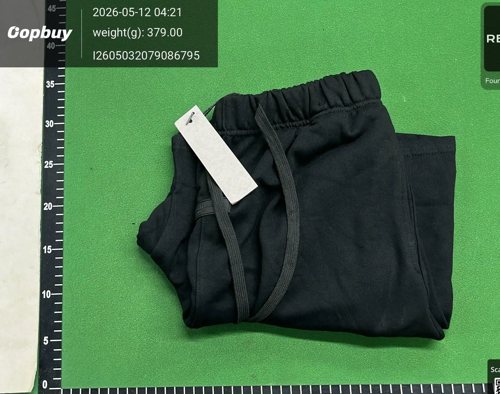 Flocked Logo Drawstring Shorts -3