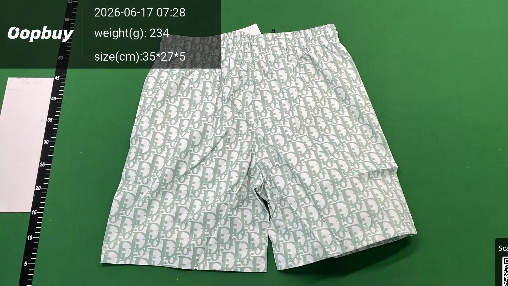 Letter Print Quick-Dry Shorts -3