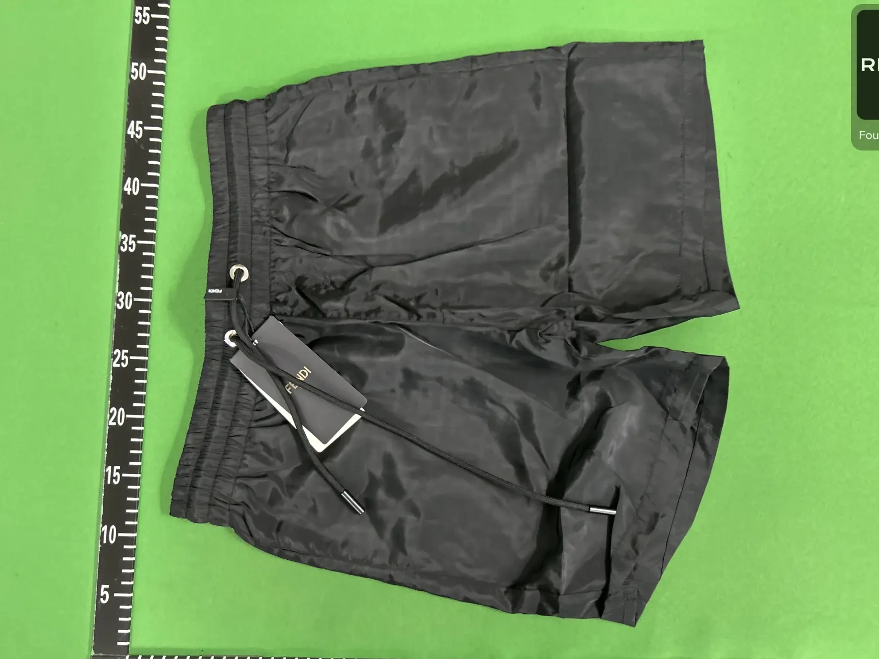 Mesh-Lined Beach Shorts -4