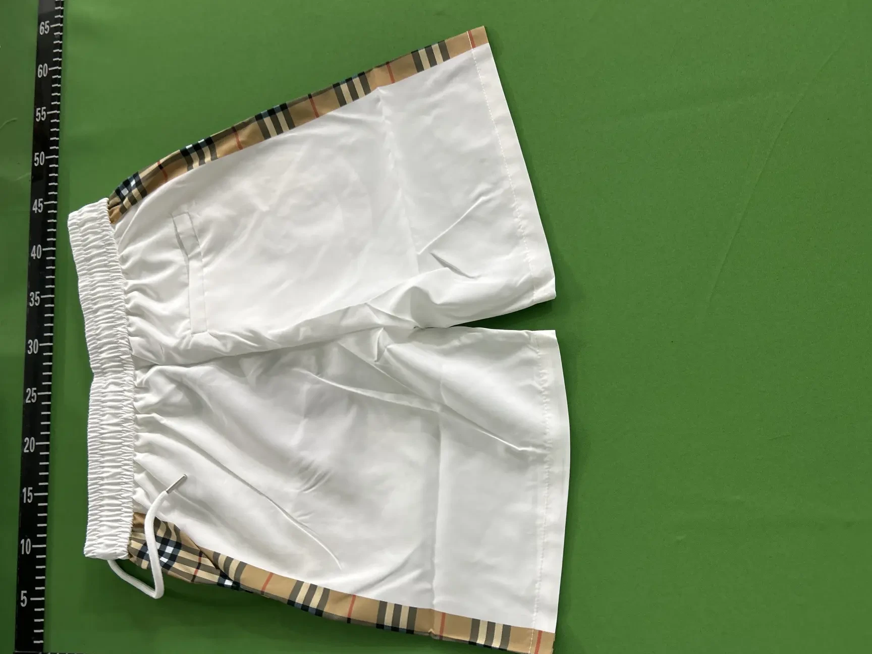 Check-Trim Casual Shorts -3