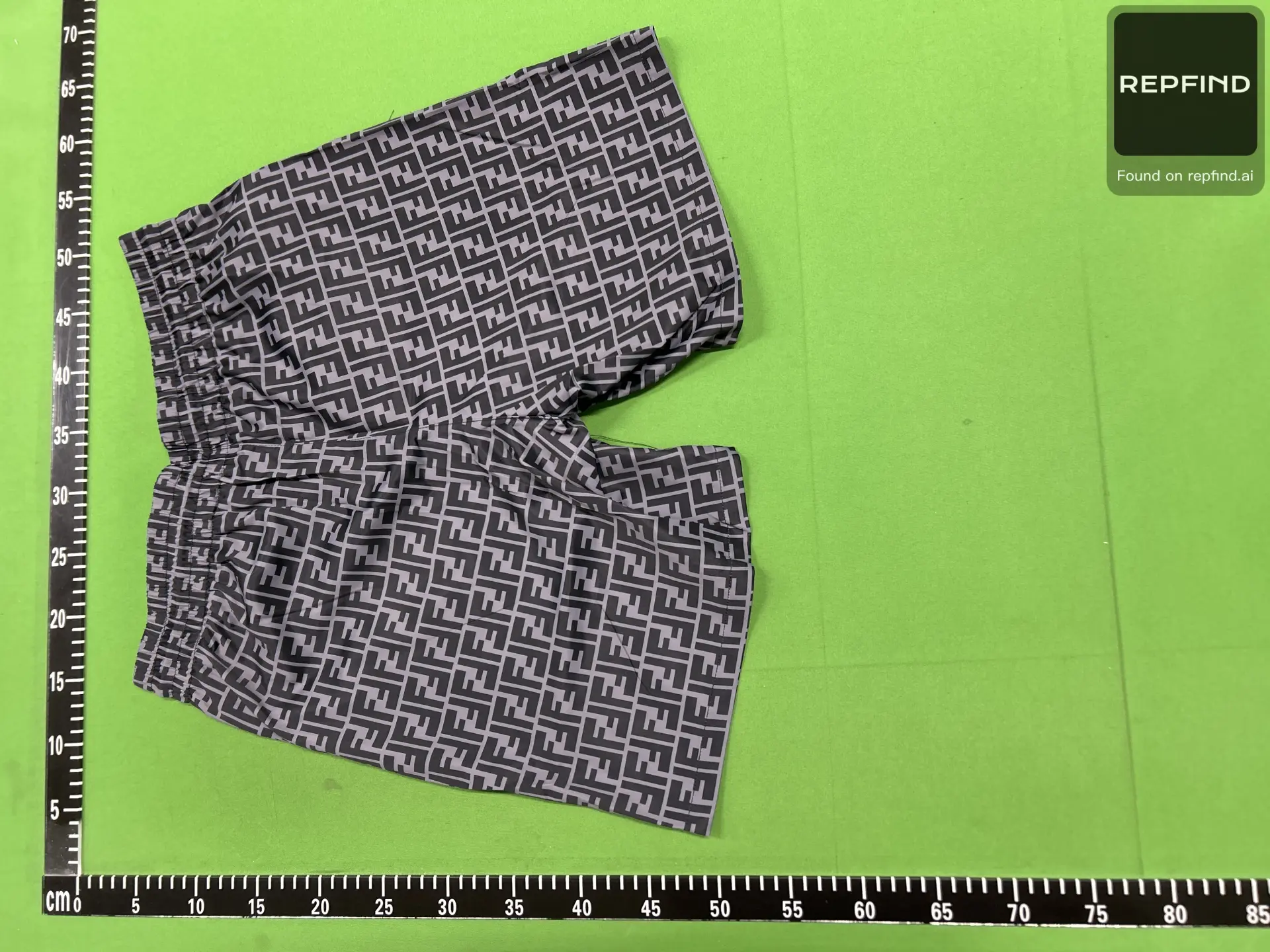 Quick-Dry Mesh Beach Shorts -2
