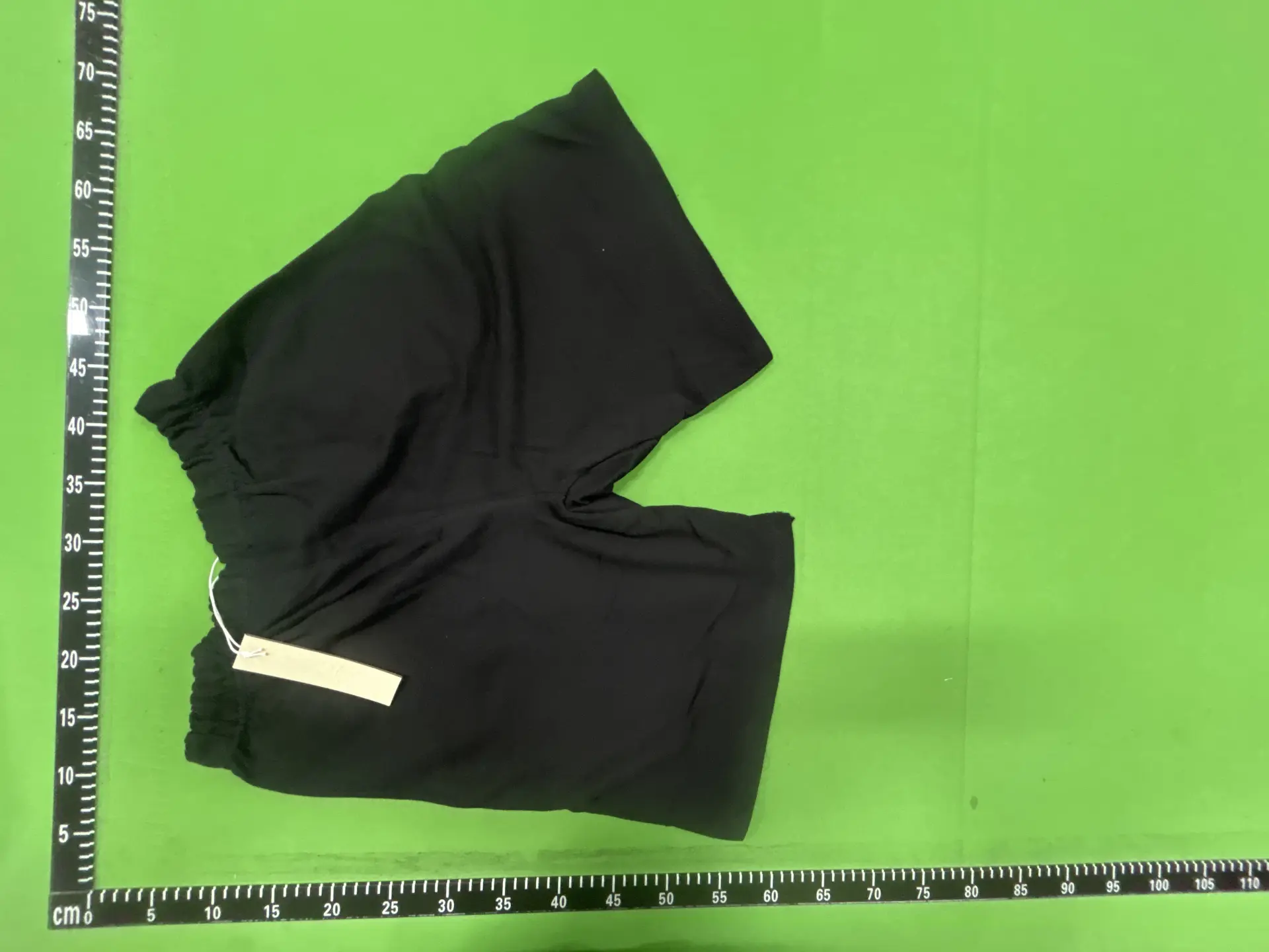 Reflective Quarter-Length Shor