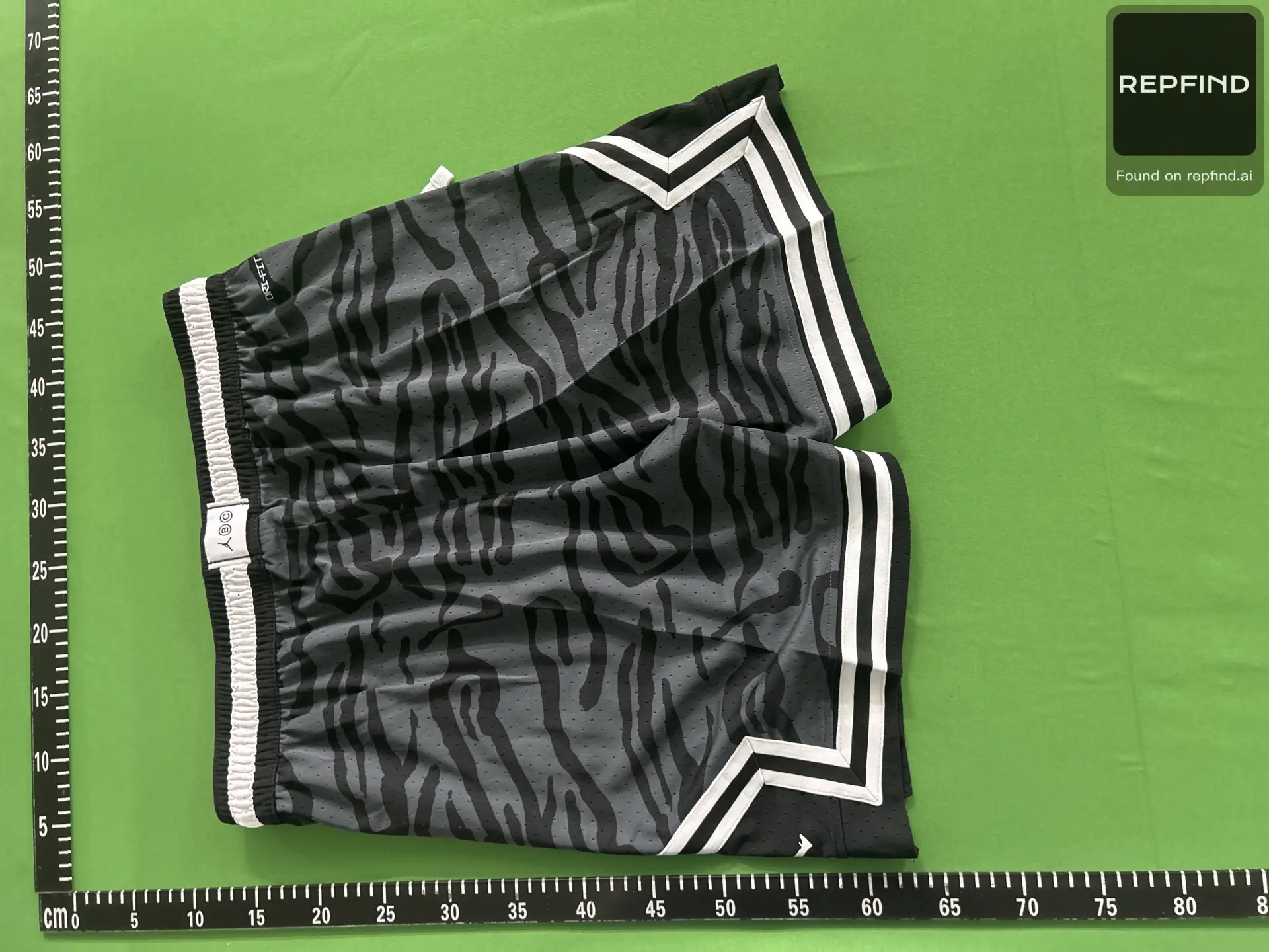 Summer Casual Shorts 46 VEC -3