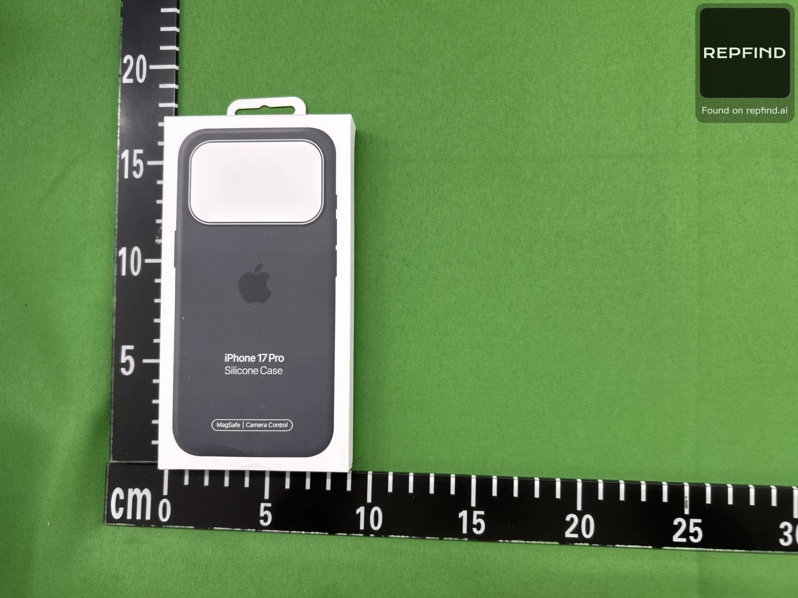 Lili MagSafe Liquid Silicone Case for iPhone 17 Pro Max with Button and Animation 2