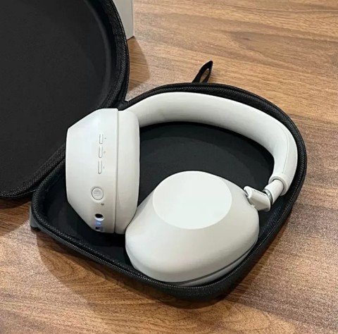 MZ77 High-Quality Earphones
