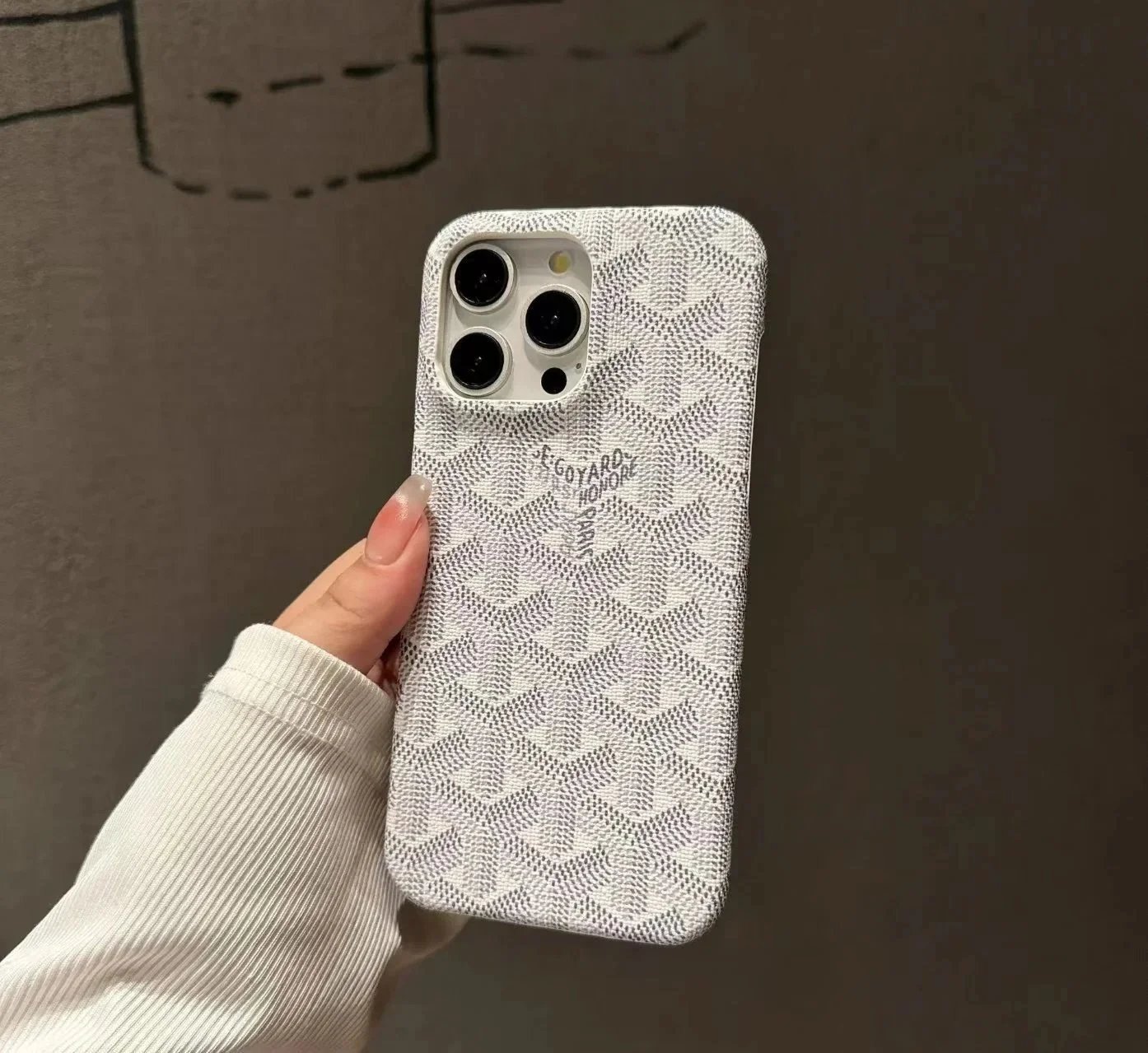 Trendy Phone Case 001 2