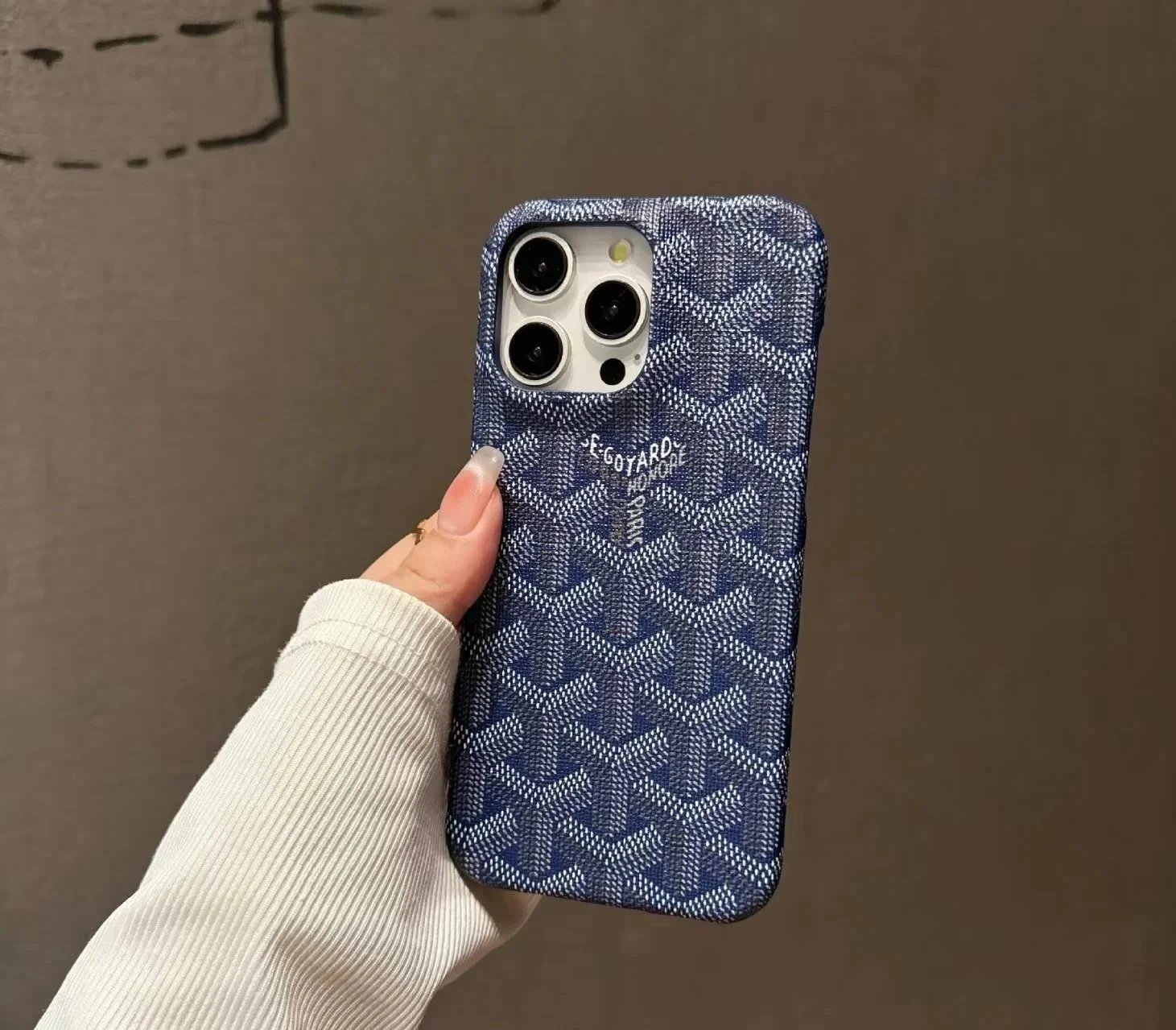 Trendy Phone Case 001 4