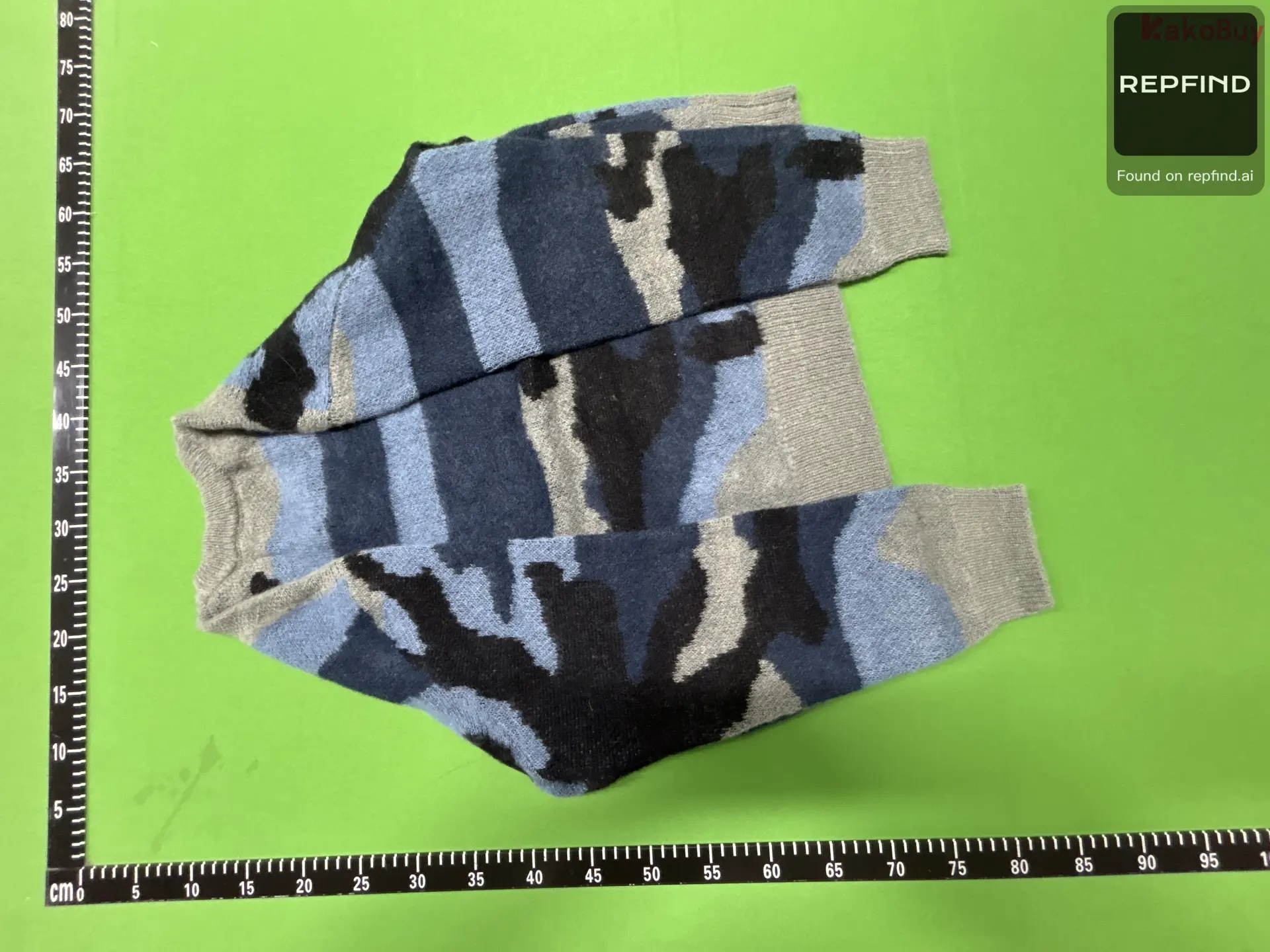 Blue Gray Camo Stripe Knit Sweater -4