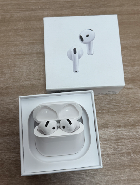 High-Quality Headphones 003