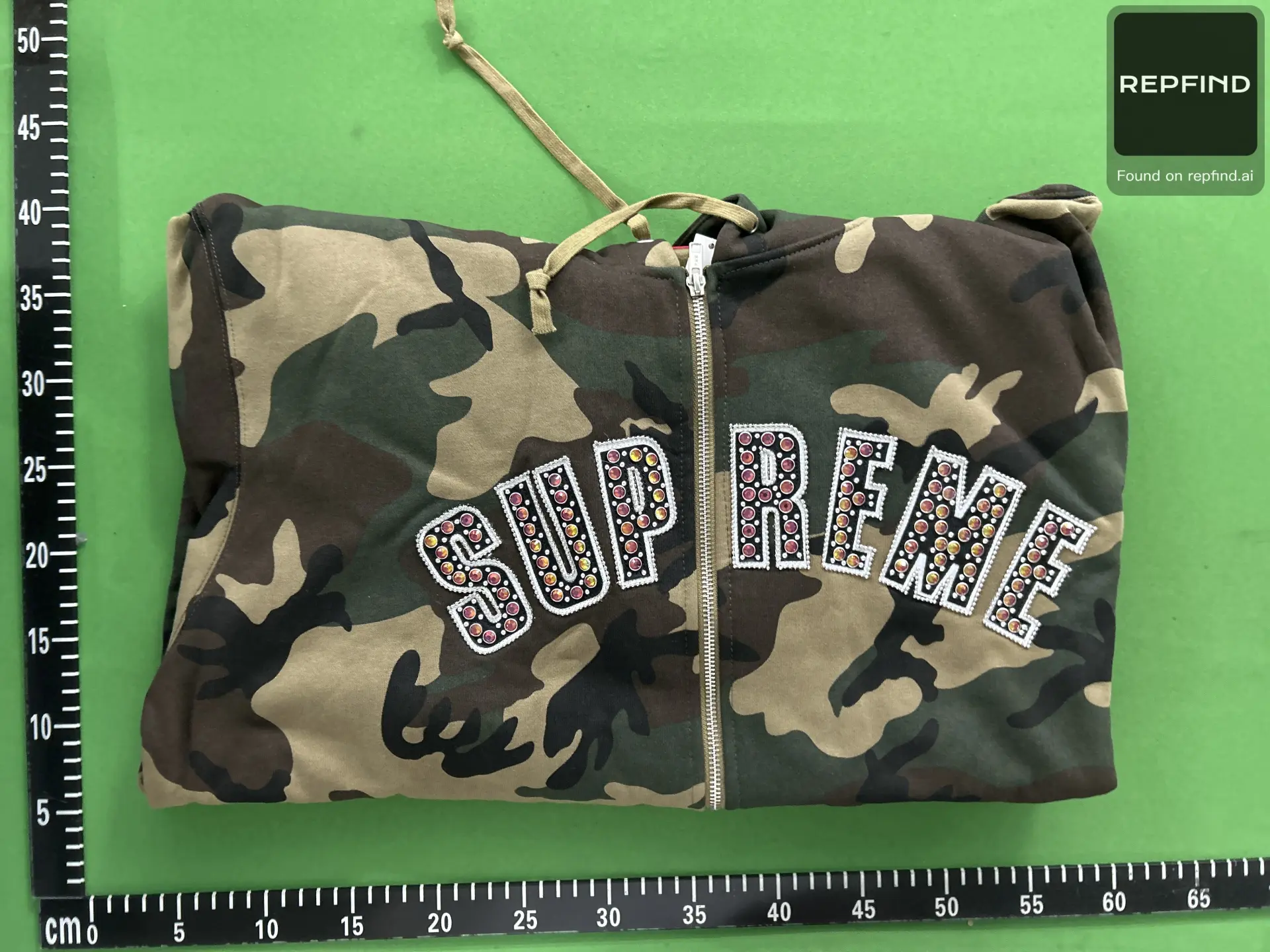 Camouflage Embellished Pullover Hoodie -3