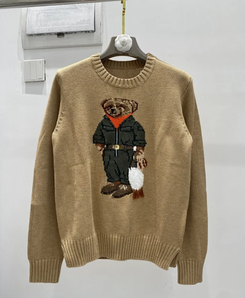 Bear Graphic Long-Sleeve Knit 