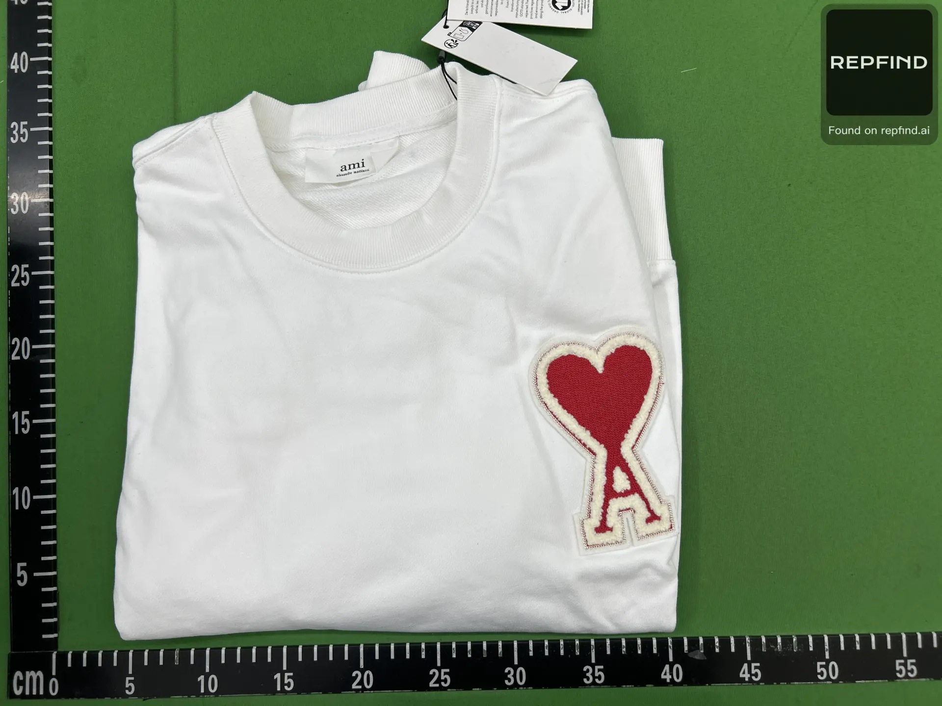 Heart Emblem Crewneck Sweatshirt 023 -3