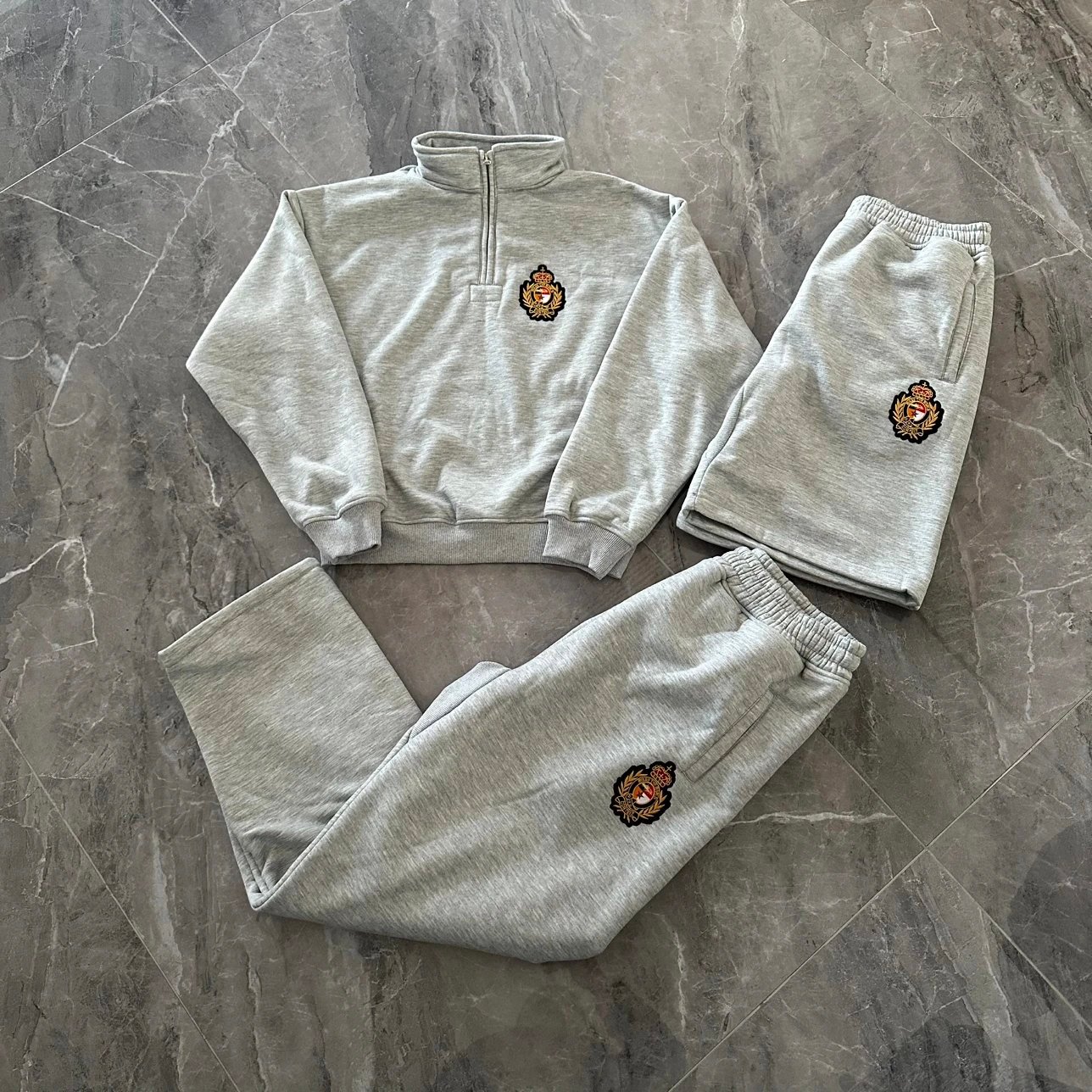 Gray Compass Badge Crewneck Sw