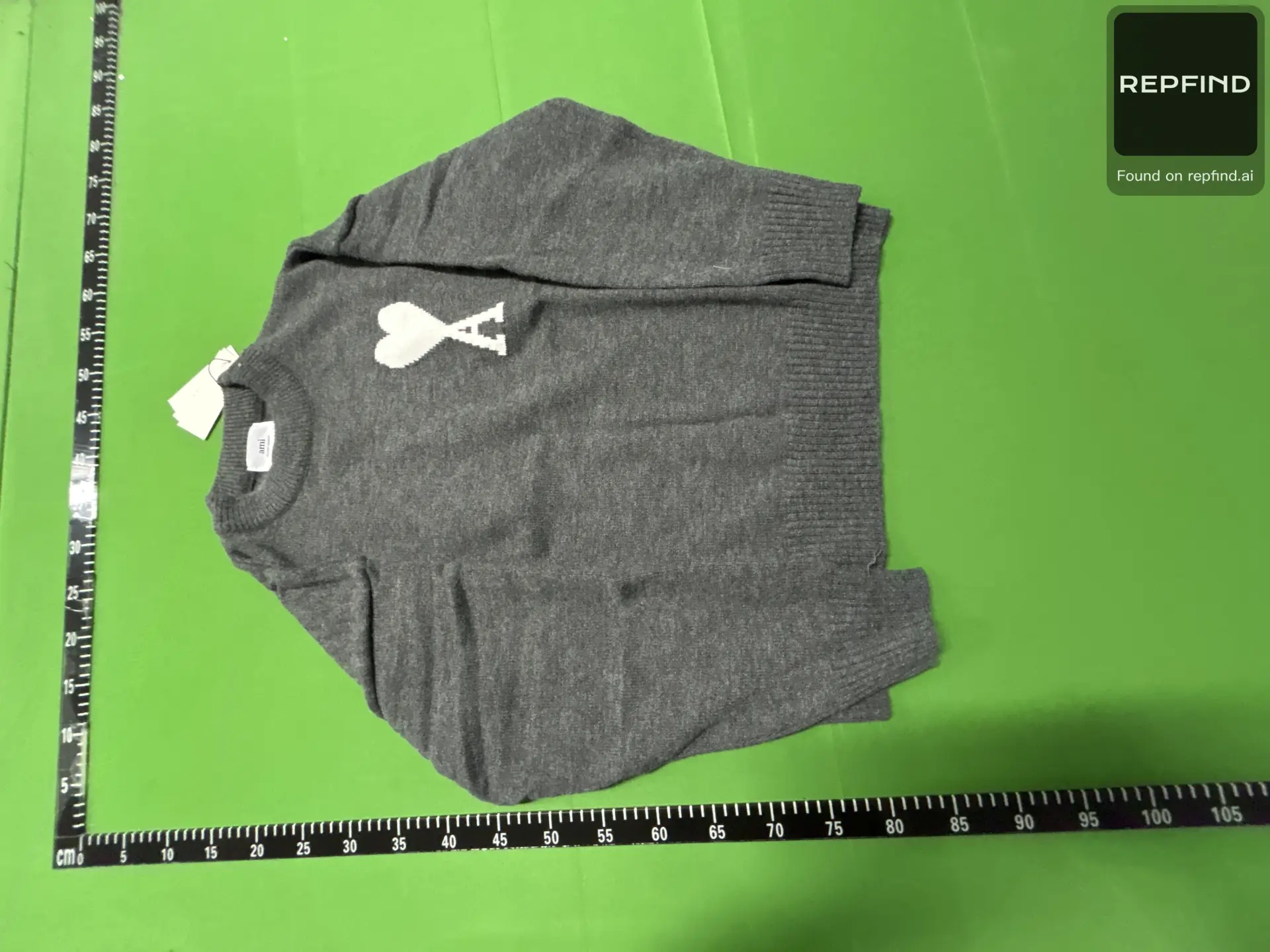 Heart Emblem Crewneck Knit Sweater -2