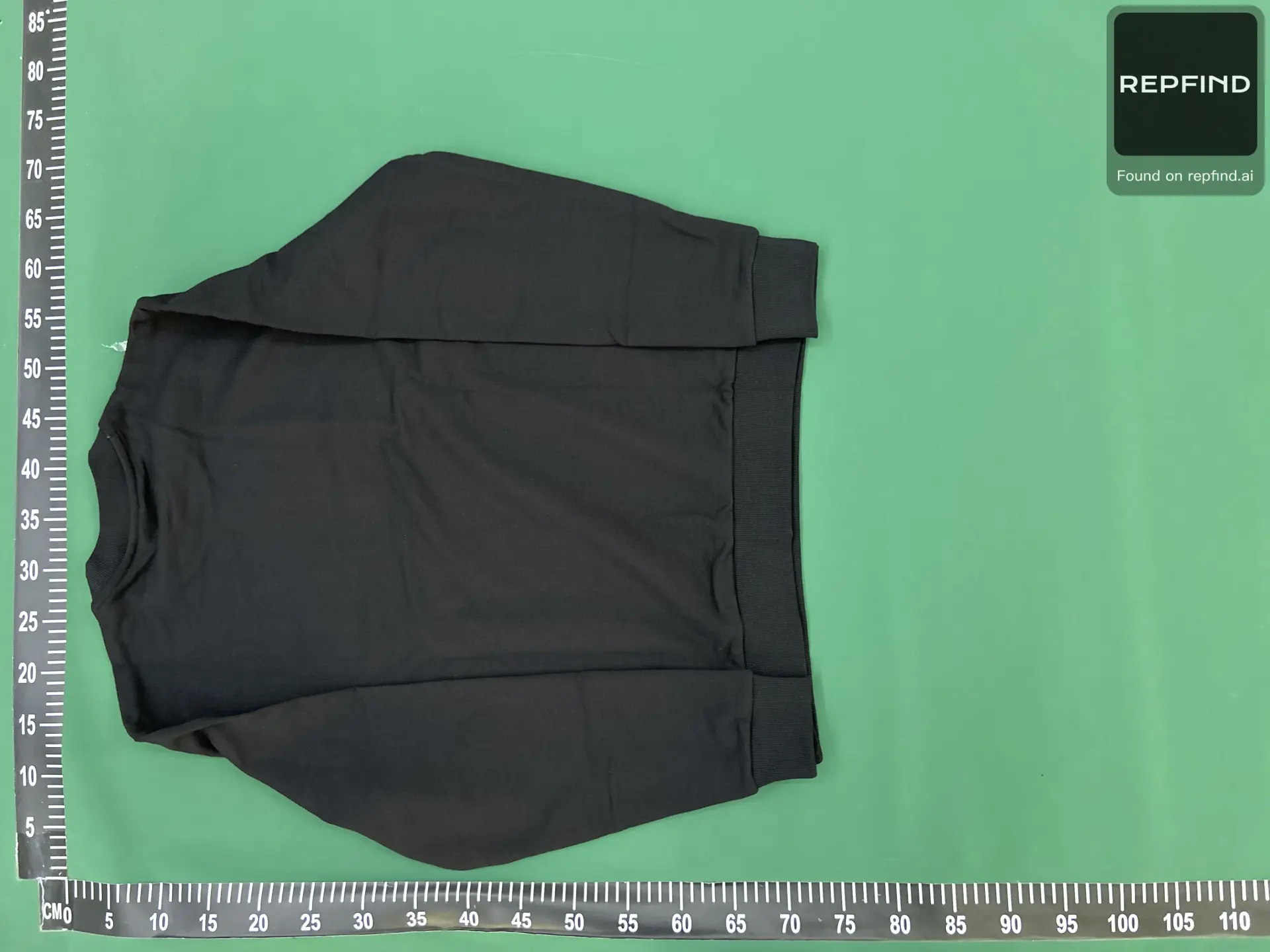Classic Crewneck Sweatshirt -3