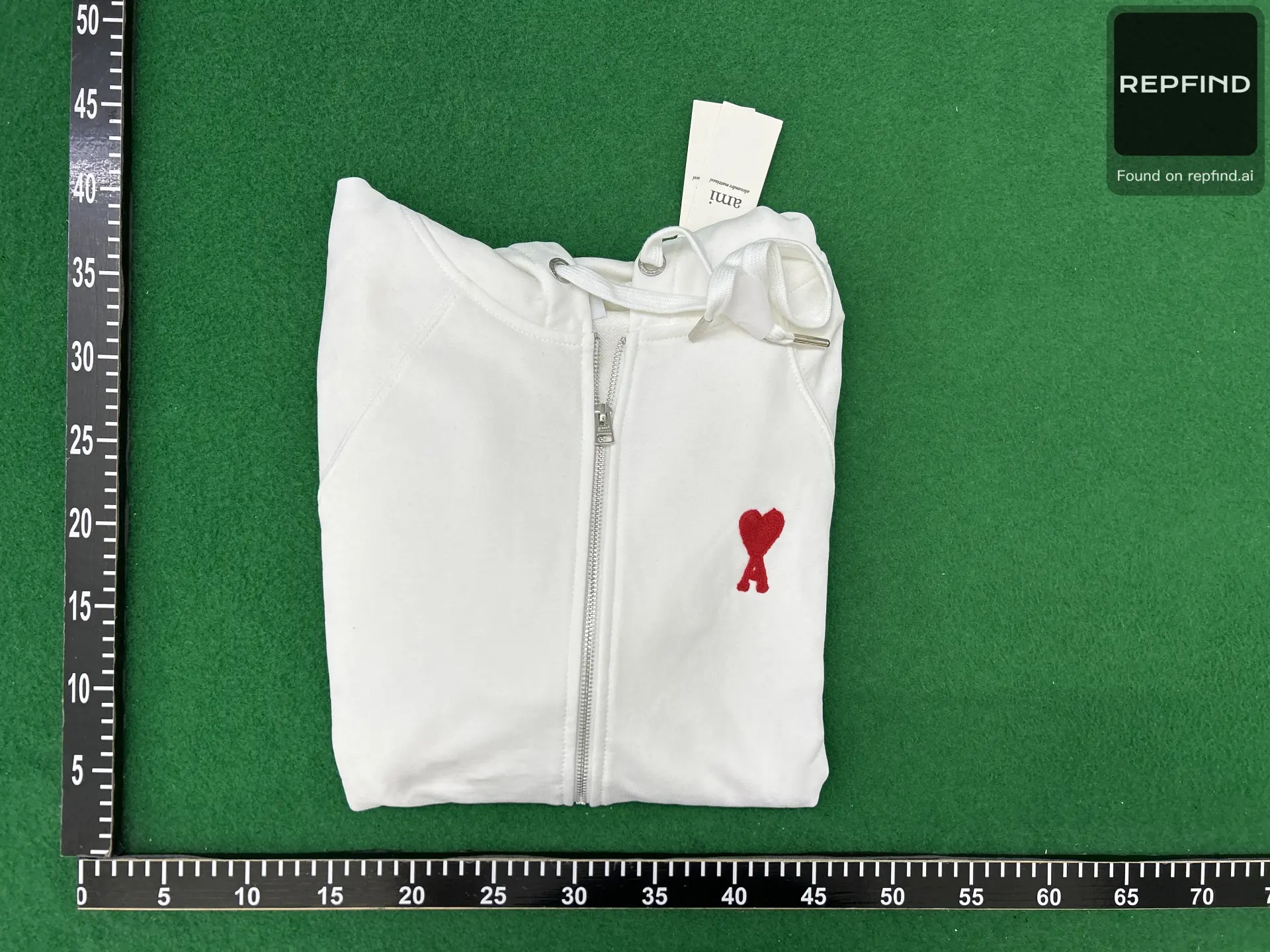 Heart Emblem Pullover Hoodie -2