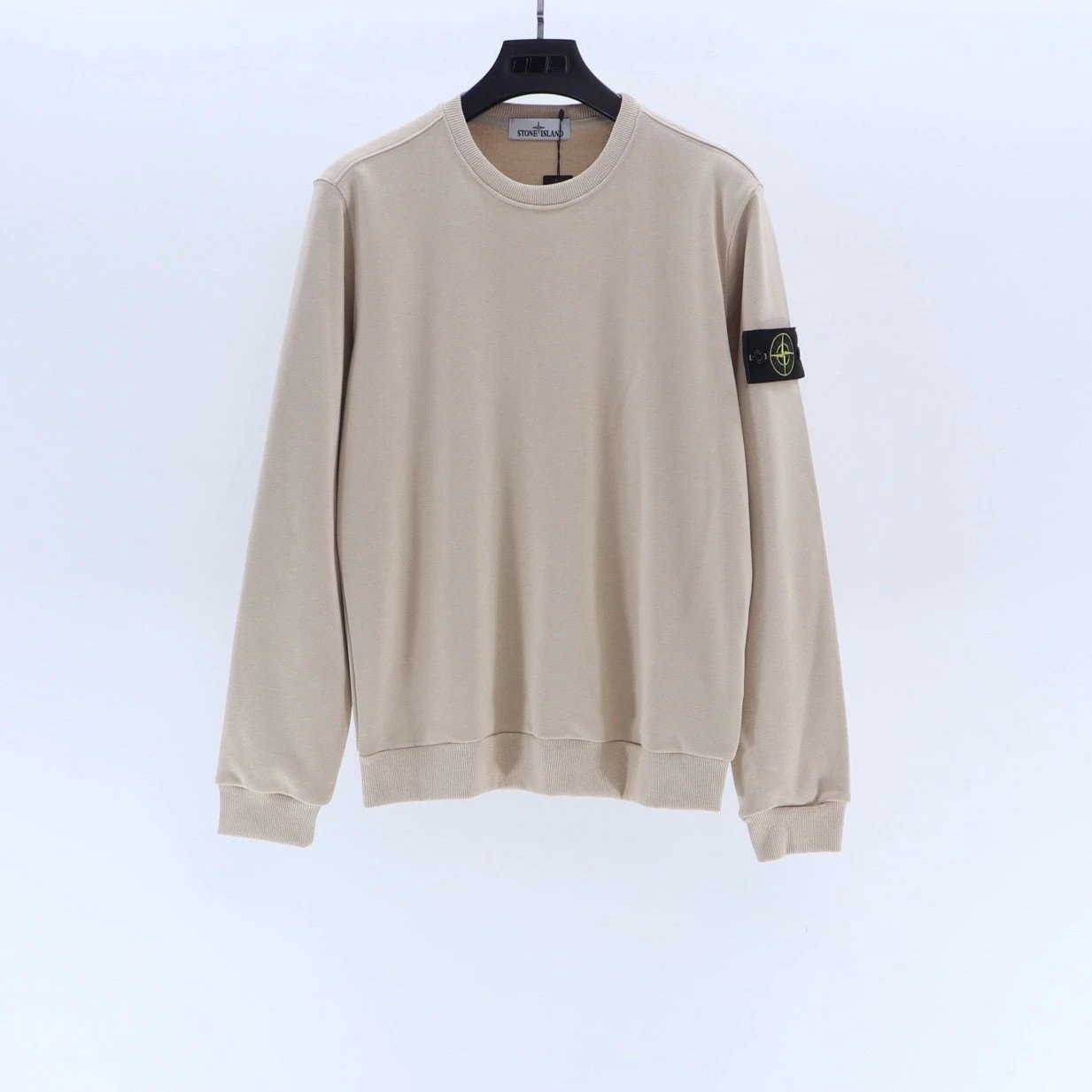 Compass Badge Crewneck Sweatsh