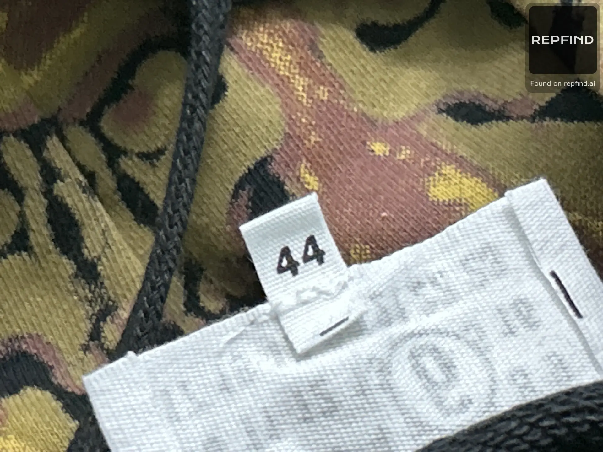 1994 Graphic Zip-Up Hoodie -4