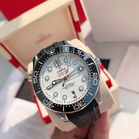 Diver Style Calendar Mechanica